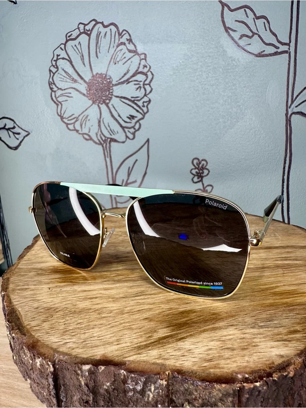 Polaroid Men’s Aviator Sunglasses in Gold Frame with Black Lenses
